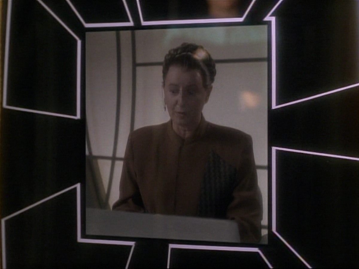 ariane179254_StarTrek_DS9_3x05-SecondSkin_0167.jpg