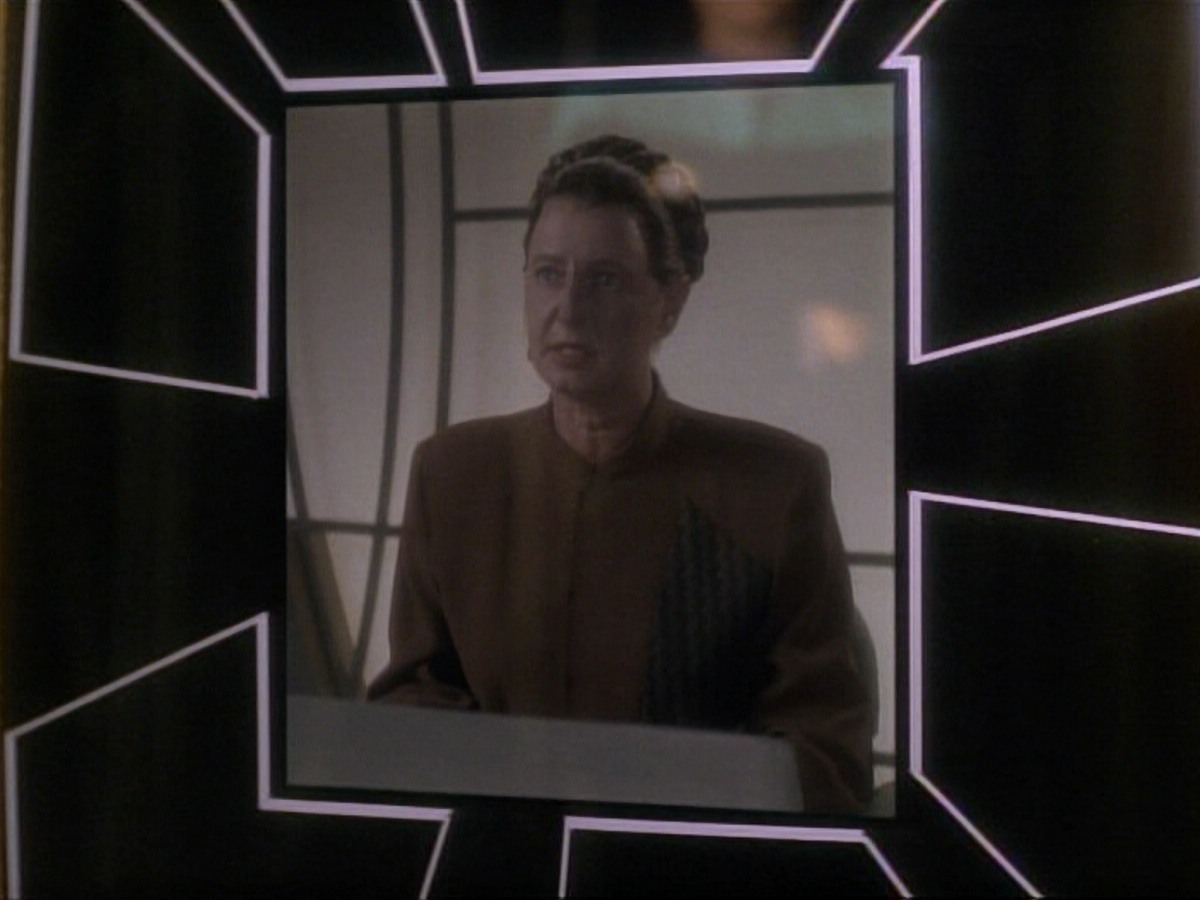 ariane179254_StarTrek_DS9_3x05-SecondSkin_0175.jpg