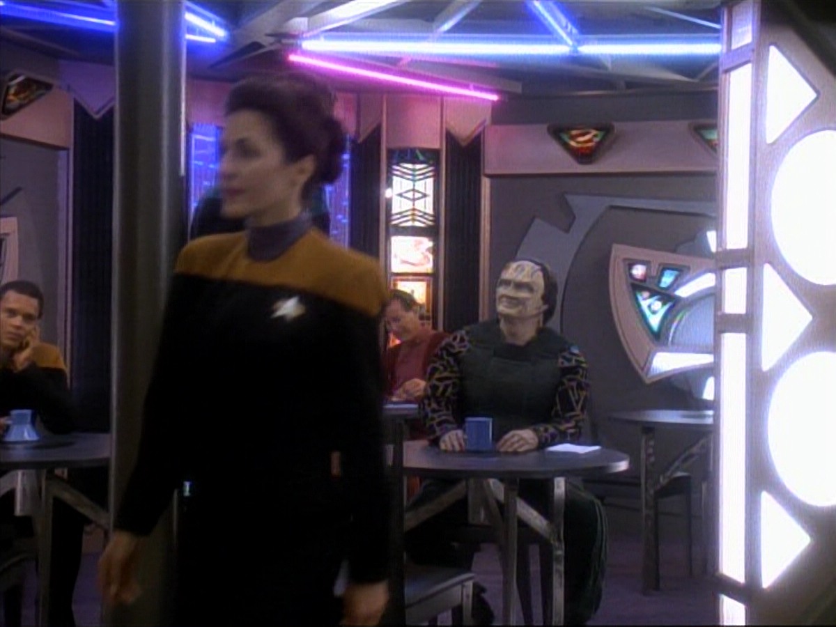 ariane179254_StarTrek_DS9_3x05-SecondSkin_0590.jpg