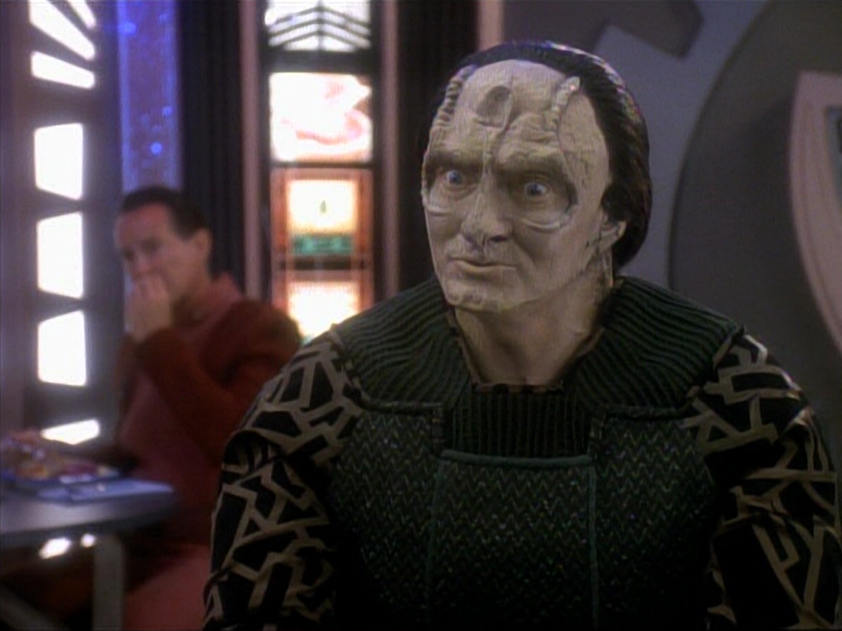 ariane179254_StarTrek_DS9_3x05-SecondSkin_0681.jpg