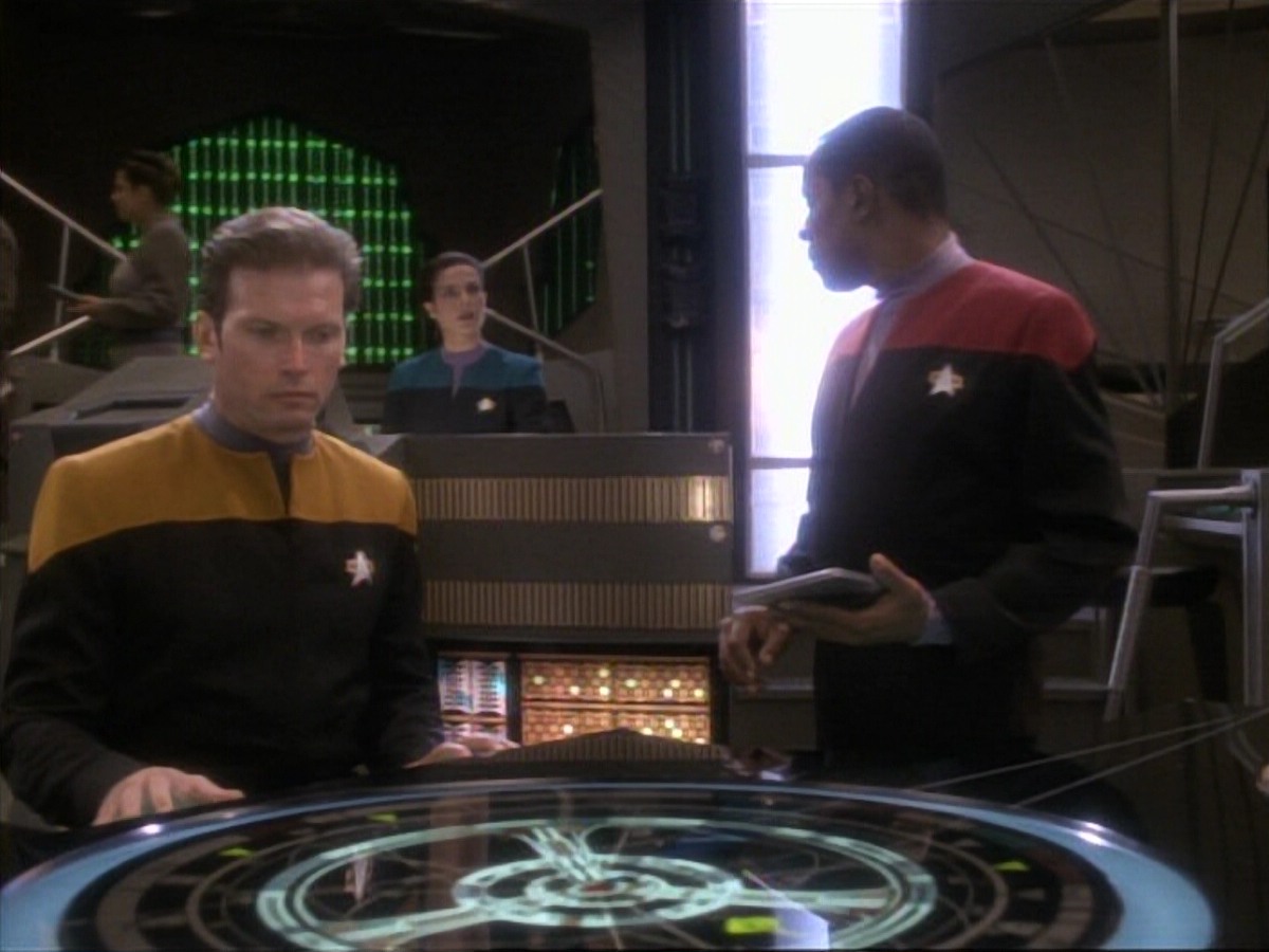 ariane179254_StarTrek_DS9_3x05-SecondSkin_0694.jpg