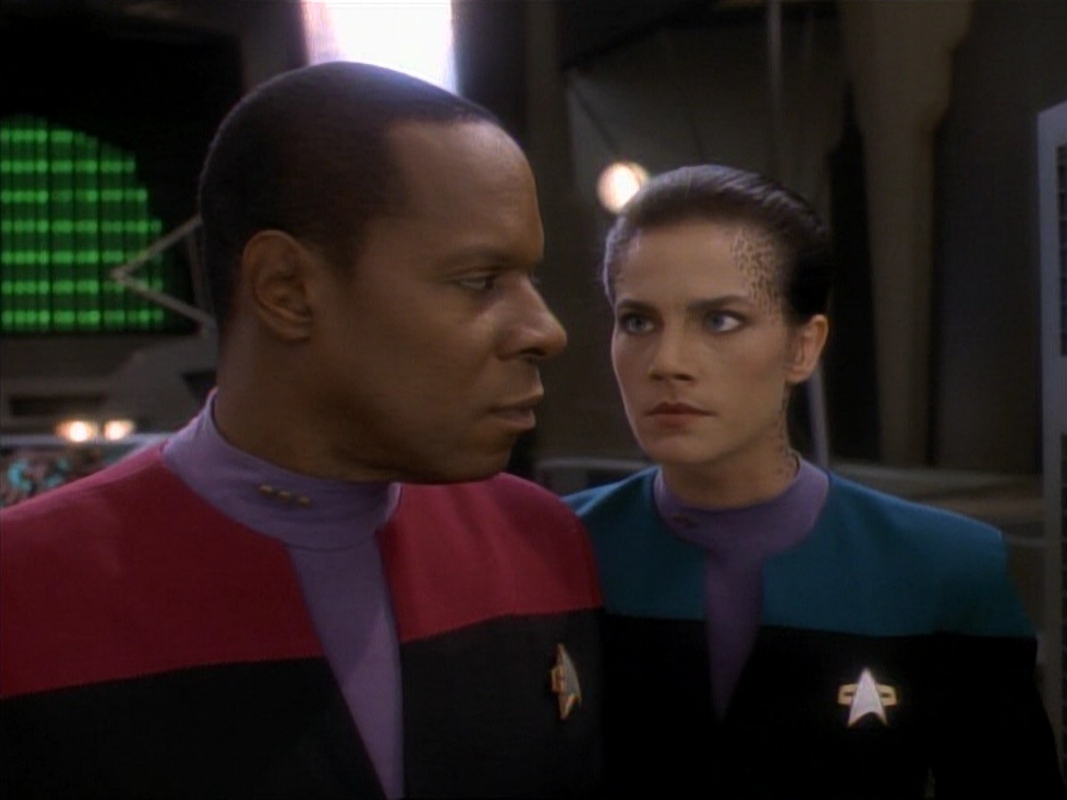 ariane179254_StarTrek_DS9_3x05-SecondSkin_0729.jpg
