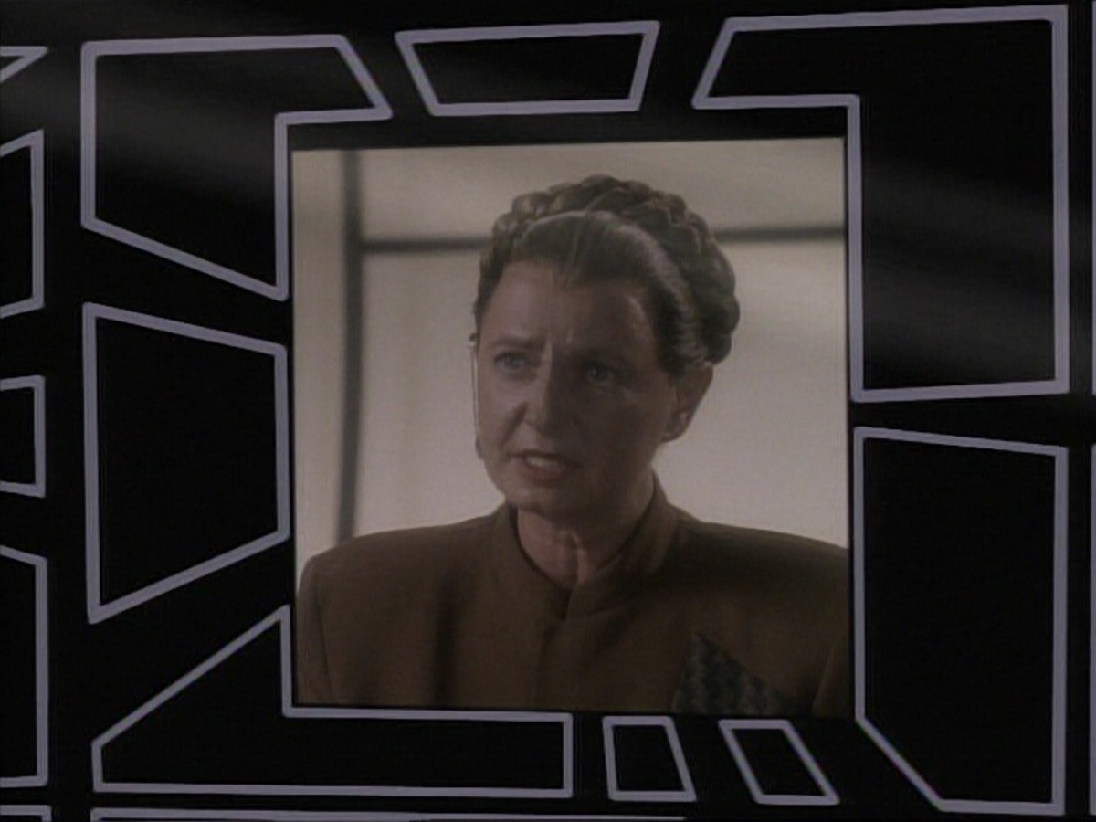 ariane179254_StarTrek_DS9_3x05-SecondSkin_0737.jpg