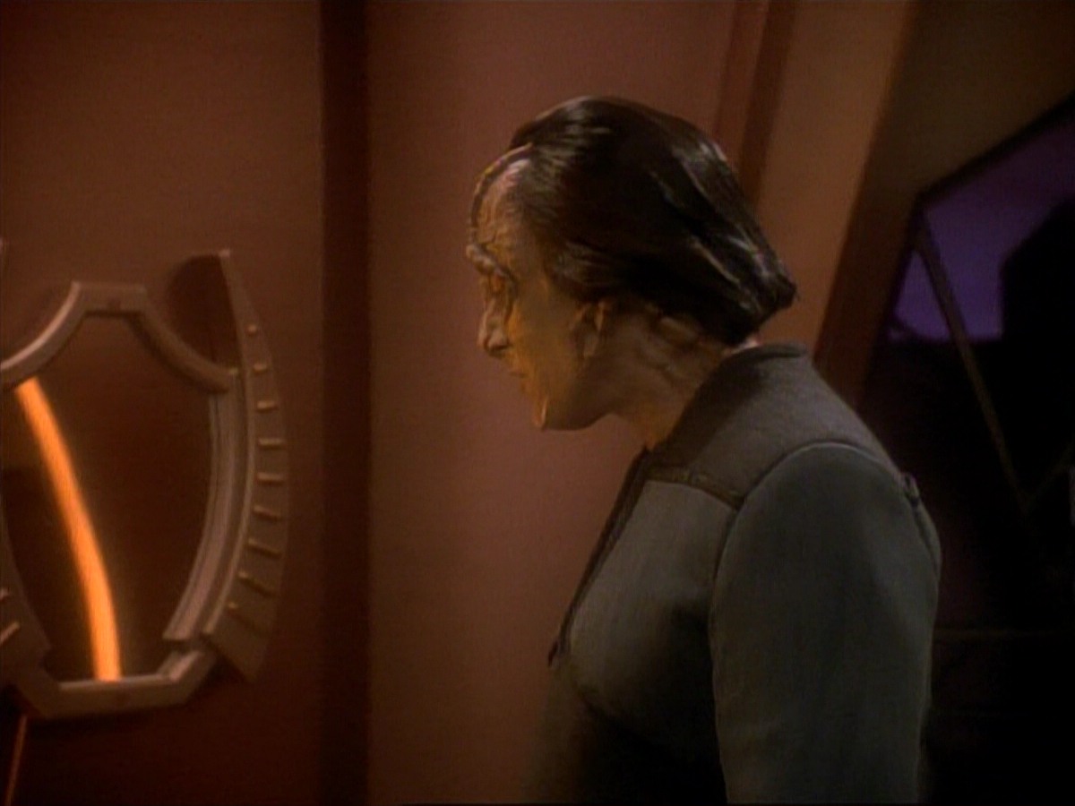 ariane179254_StarTrek_DS9_3x05-SecondSkin_0891.jpg