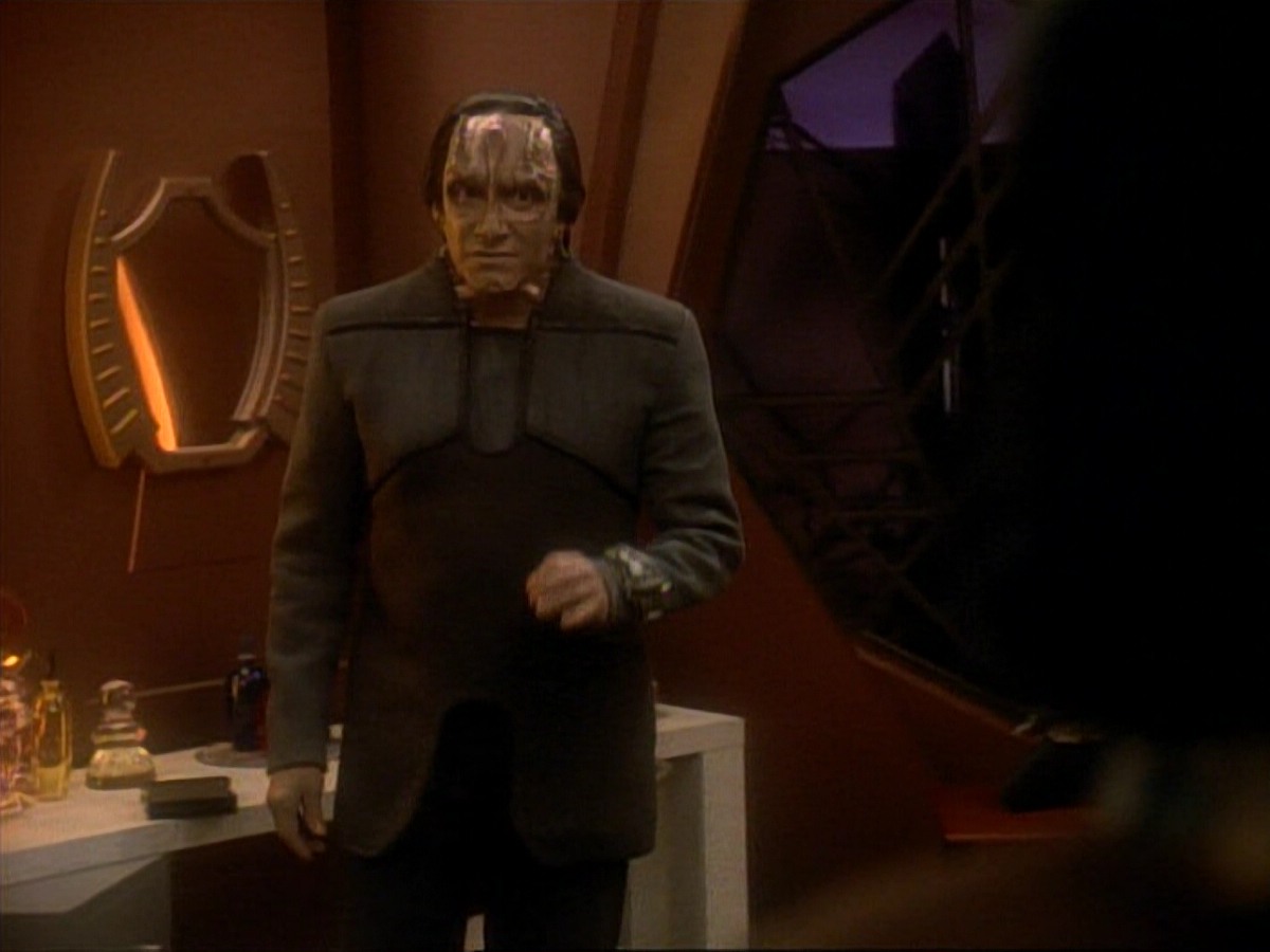 ariane179254_StarTrek_DS9_3x05-SecondSkin_0929.jpg