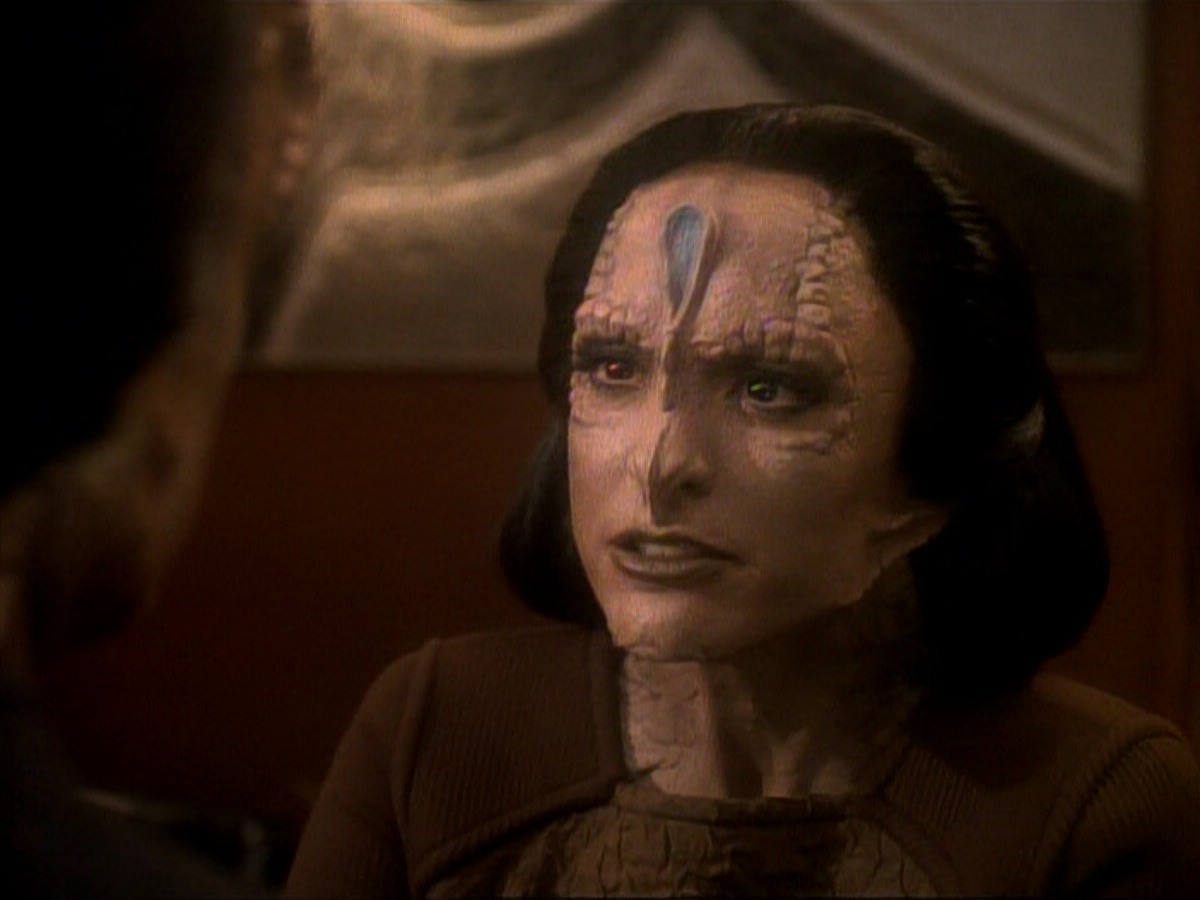 ariane179254_StarTrek_DS9_3x05-SecondSkin_0957.jpg