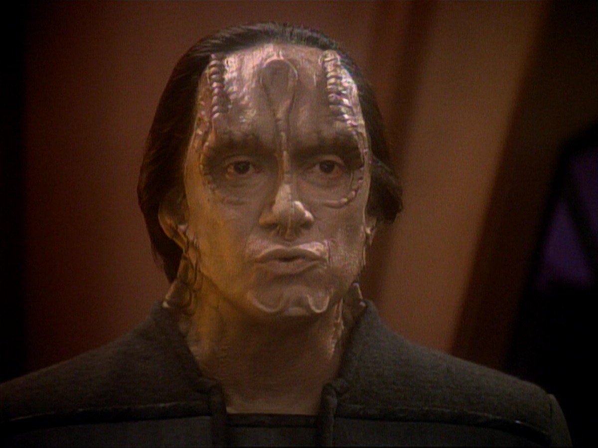 ariane179254_StarTrek_DS9_3x05-SecondSkin_1033.jpg