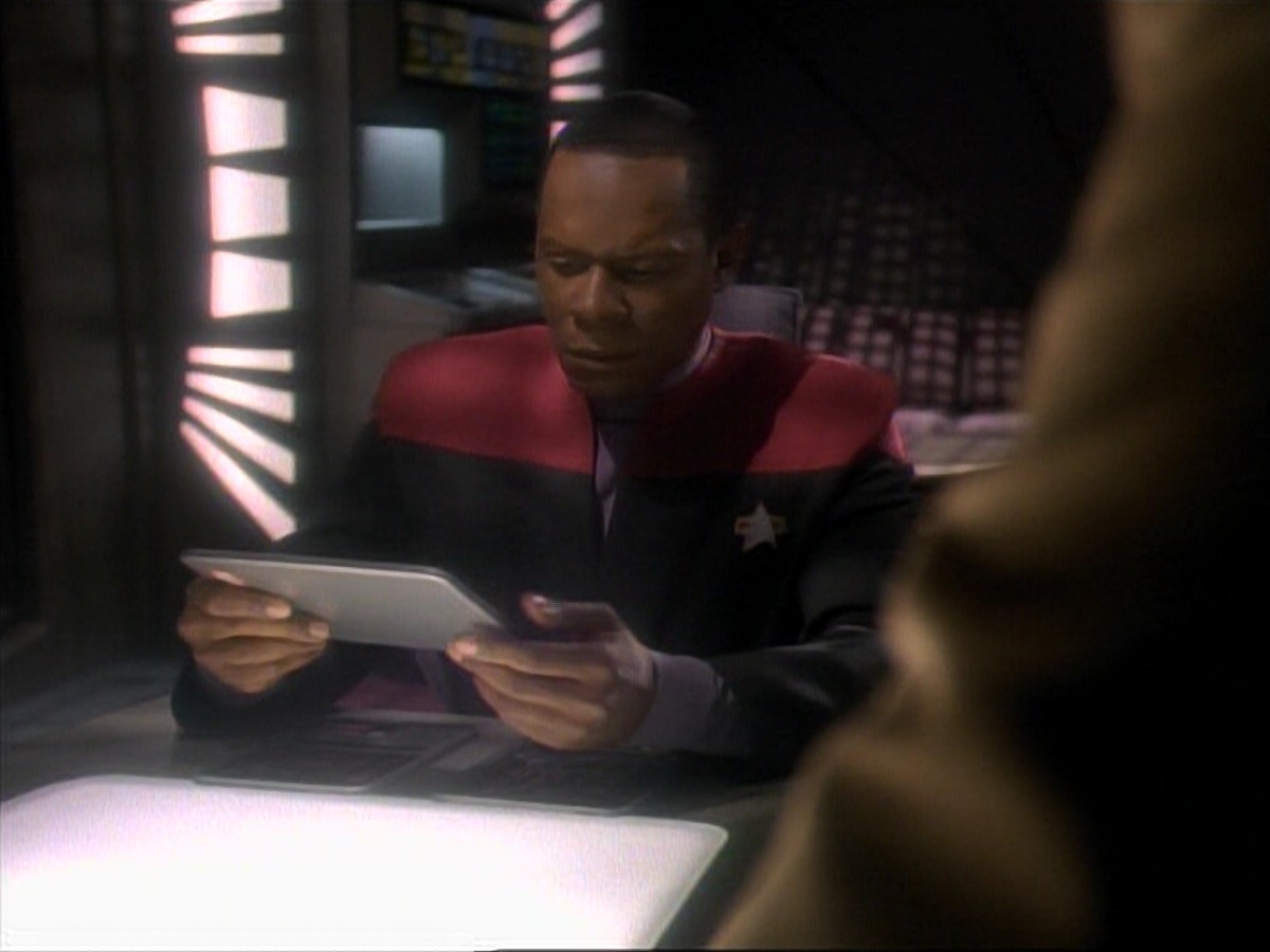 ariane179254_StarTrek_DS9_3x05-SecondSkin_1108.jpg