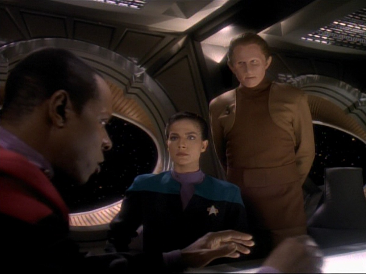 ariane179254_StarTrek_DS9_3x05-SecondSkin_1141.jpg