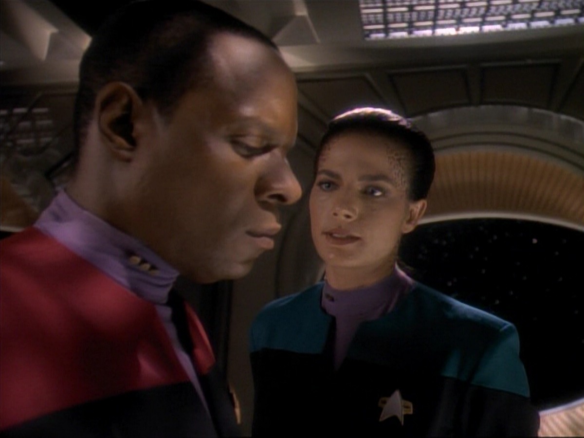 ariane179254_StarTrek_DS9_3x05-SecondSkin_1150.jpg