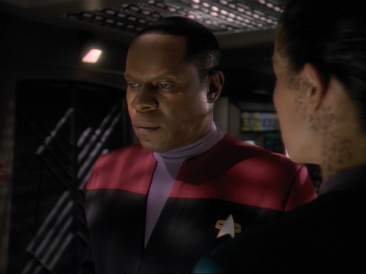 ariane179254_StarTrek_DS9_3x05-SecondSkin_1157.jpg