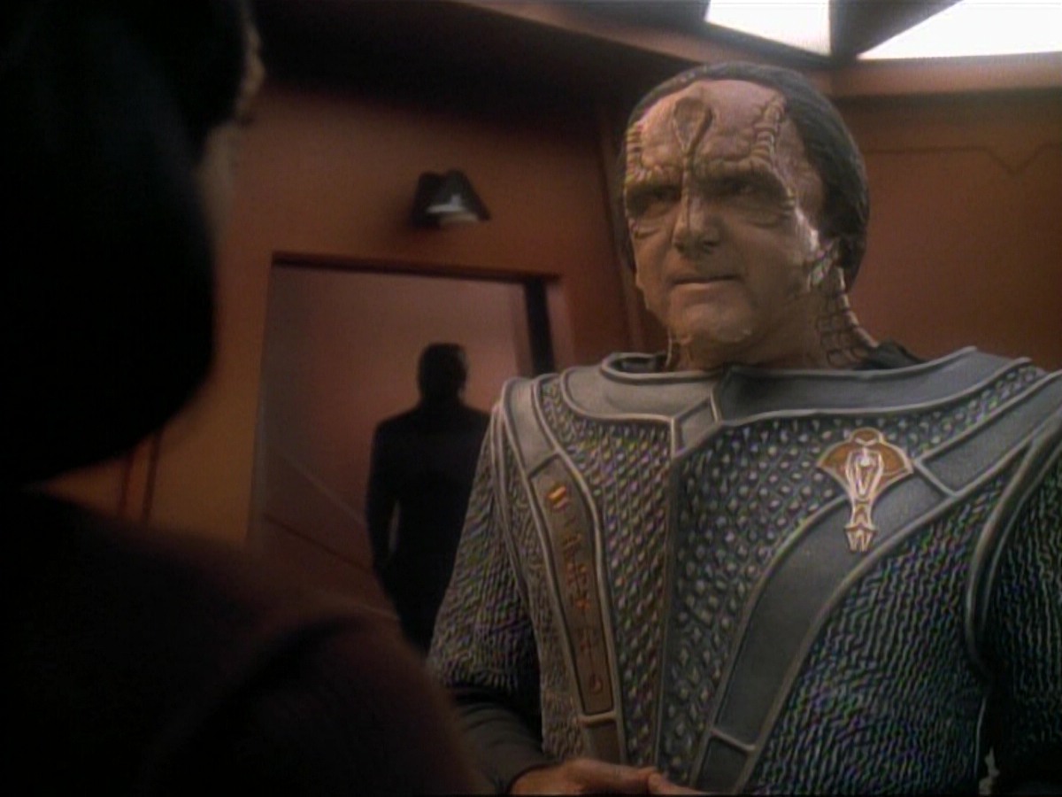 ariane179254_StarTrek_DS9_3x05-SecondSkin_1341.jpg