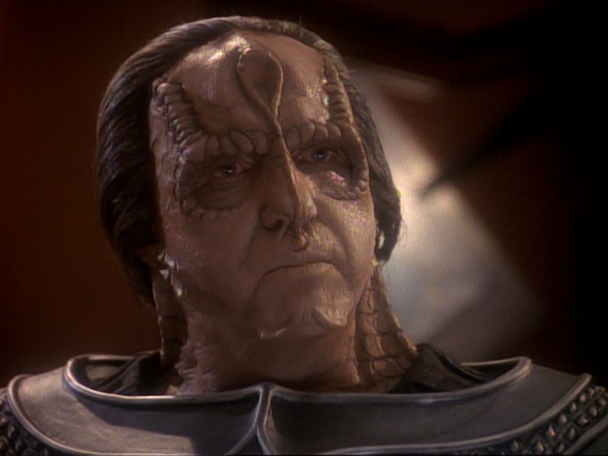ariane179254_StarTrek_DS9_3x05-SecondSkin_3313.jpg