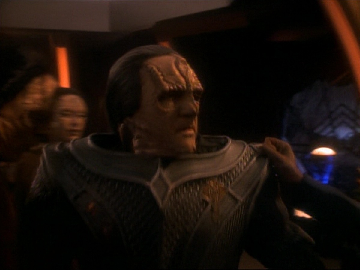 ariane179254_StarTrek_DS9_3x05-SecondSkin_3435.jpg