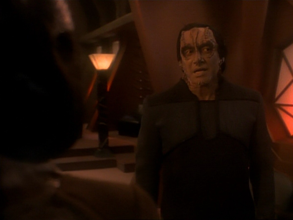 ariane179254_StarTrek_DS9_3x05-SecondSkin_3448.jpg
