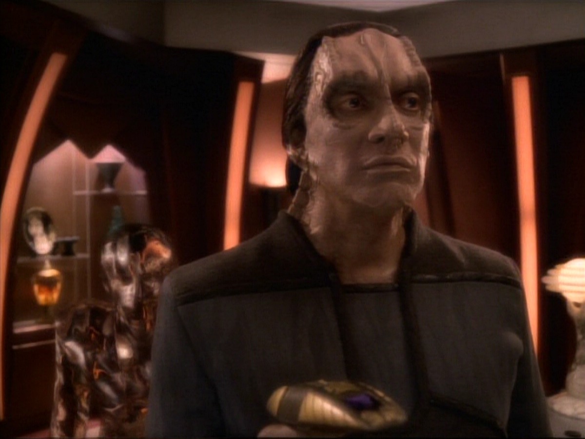 ariane179254_StarTrek_DS9_3x05-SecondSkin_3472.jpg