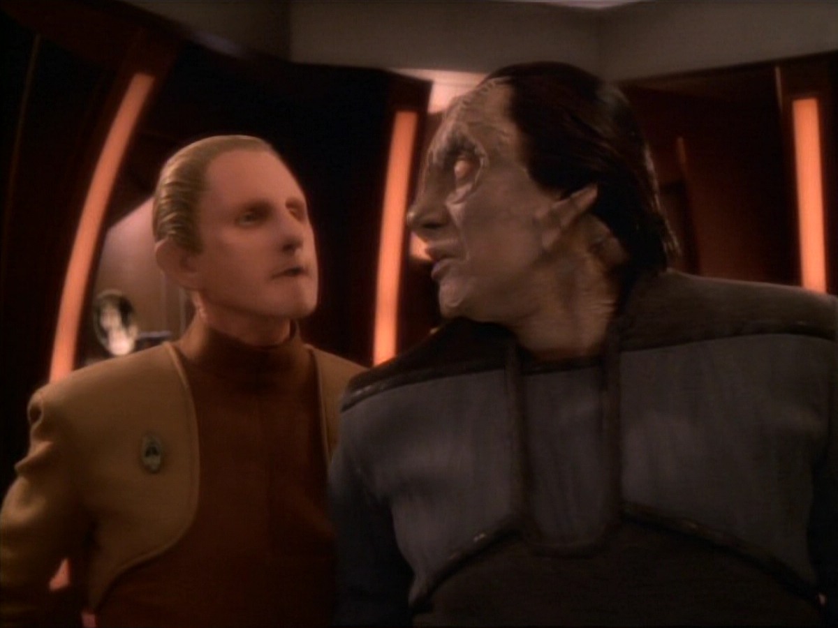 ariane179254_StarTrek_DS9_3x05-SecondSkin_3476.jpg
