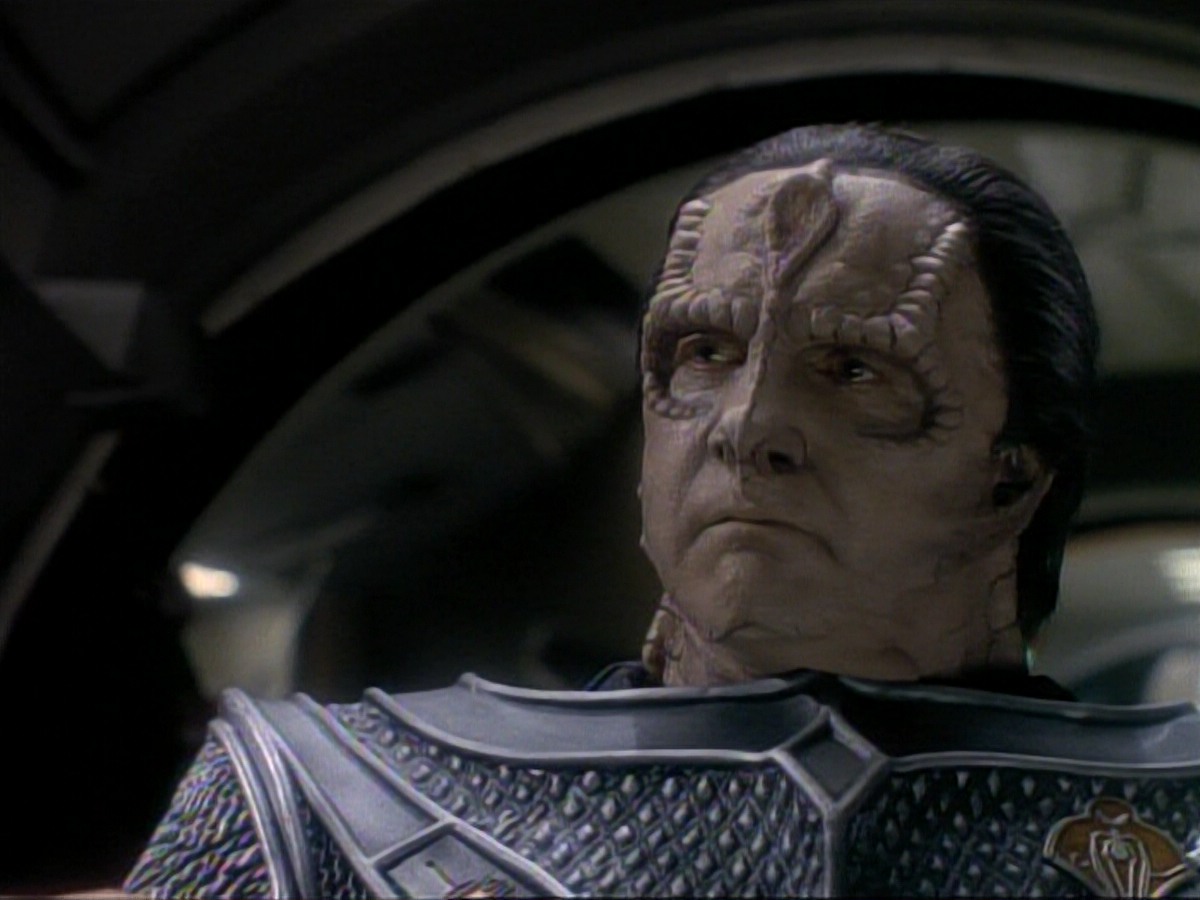 ariane179254_StarTrek_DS9_3x05-SecondSkin_3841.jpg
