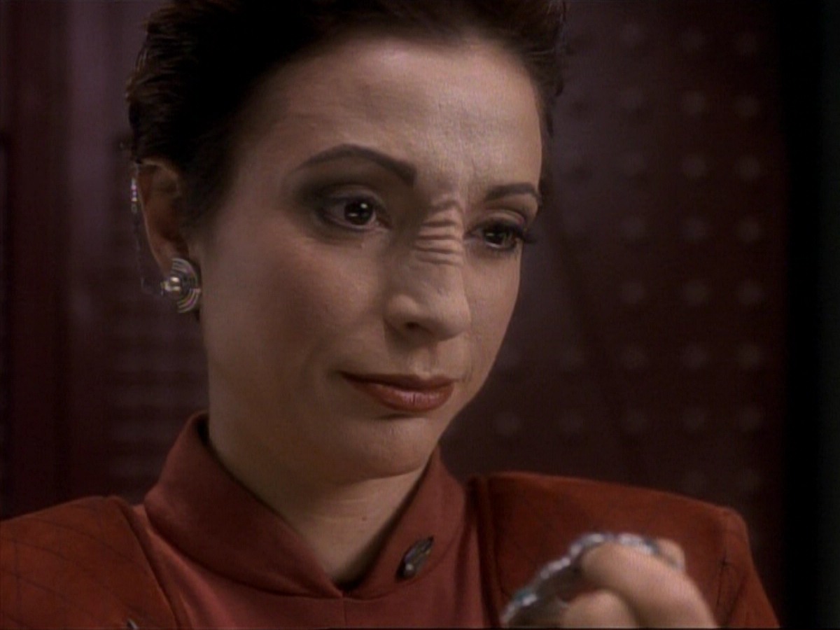 ariane179254_StarTrek_DS9_3x05-SecondSkin_3876.jpg