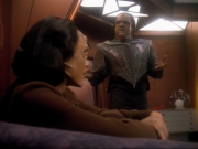 ariane179254_StarTrek_DS9_3x05-SecondSkin_1382.jpg