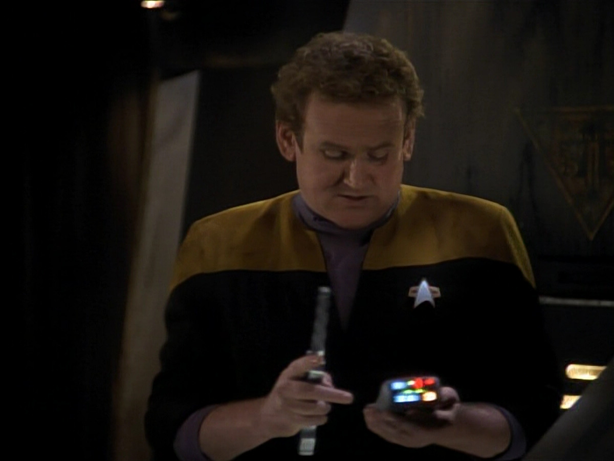 extant_StarTrekDS9_3x07-CivilDefense_00065.jpg
