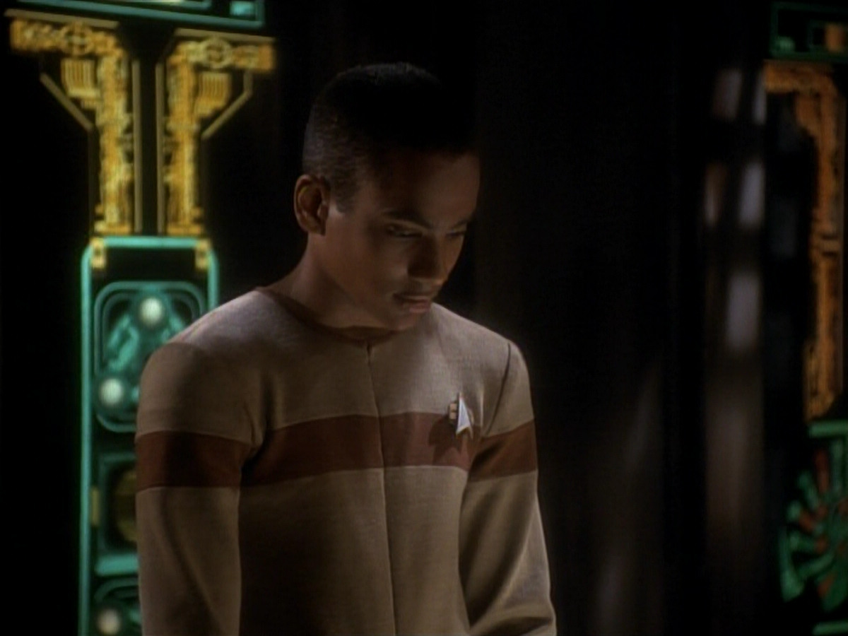 extant_StarTrekDS9_3x07-CivilDefense_00095.jpg