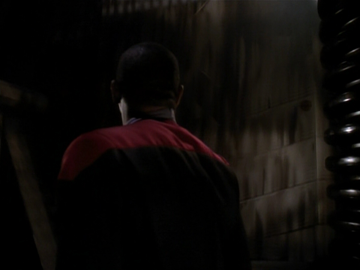 extant_StarTrekDS9_3x07-CivilDefense_00164.jpg