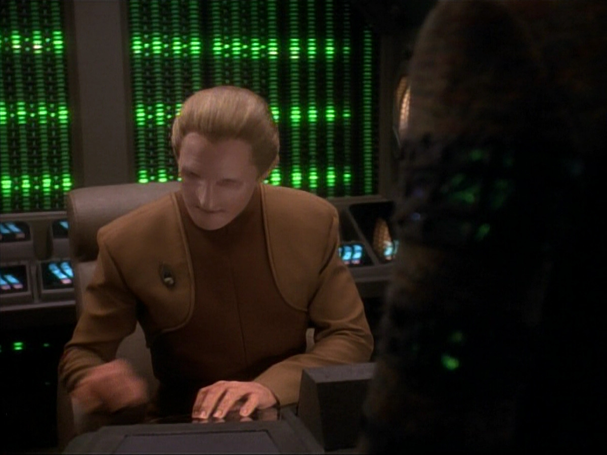 extant_StarTrekDS9_3x07-CivilDefense_00477.jpg