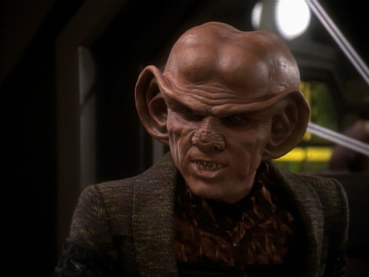 extant_StarTrekDS9_3x07-CivilDefense_00520.jpg