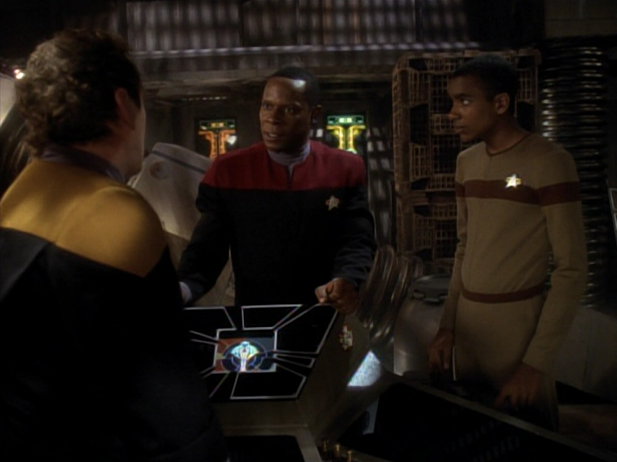 extant_StarTrekDS9_3x07-CivilDefense_00568.jpg