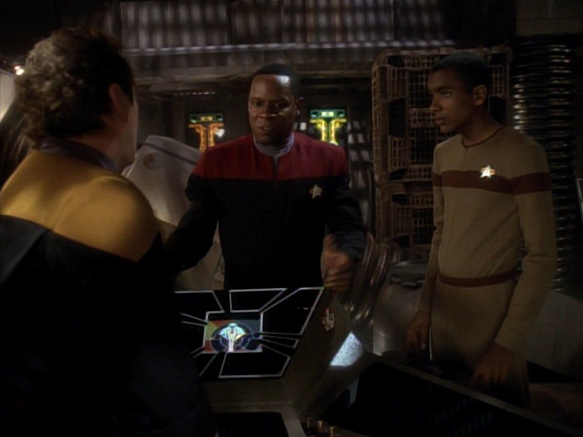 extant_StarTrekDS9_3x07-CivilDefense_00569.jpg