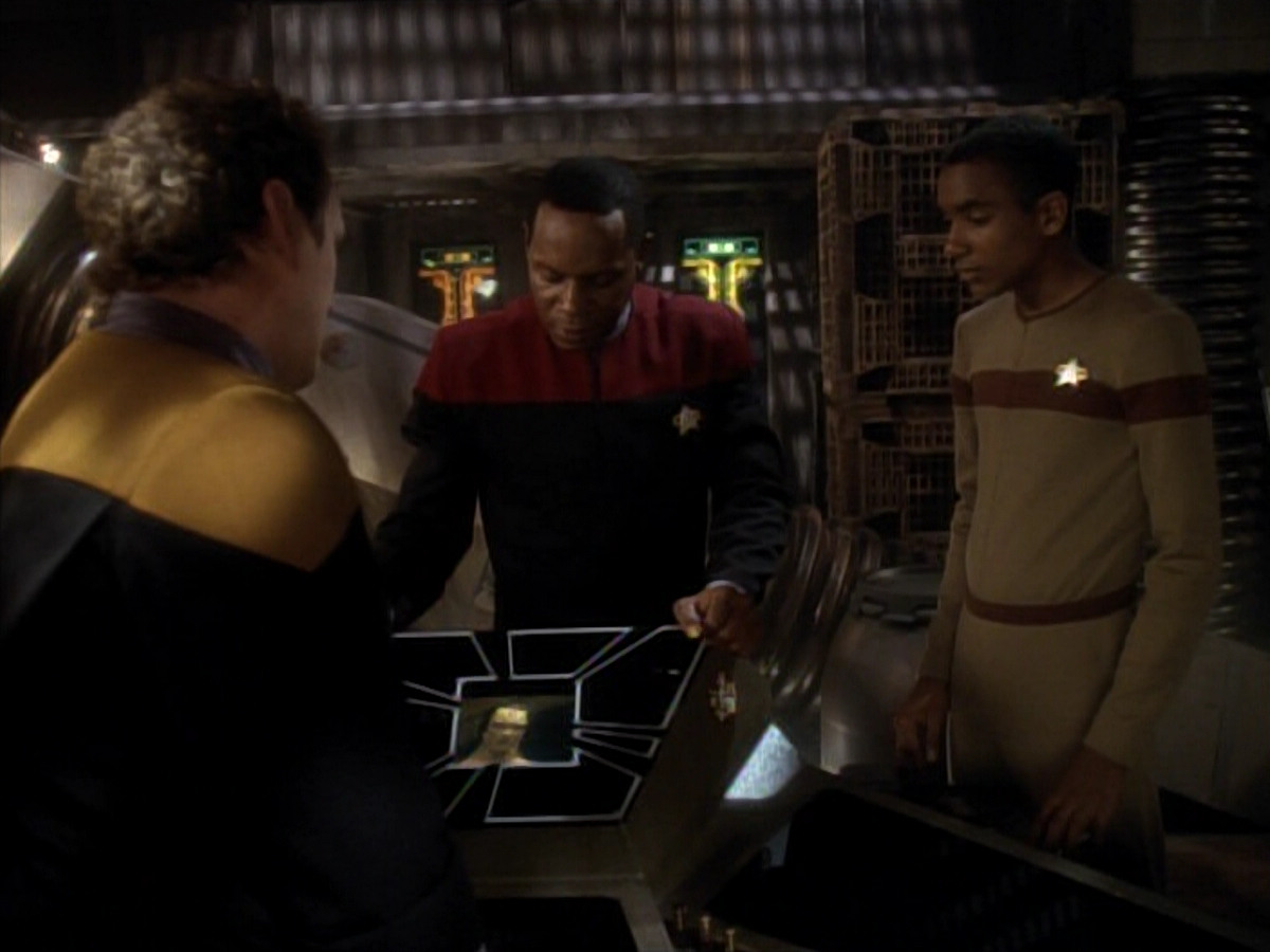 extant_StarTrekDS9_3x07-CivilDefense_00578.jpg
