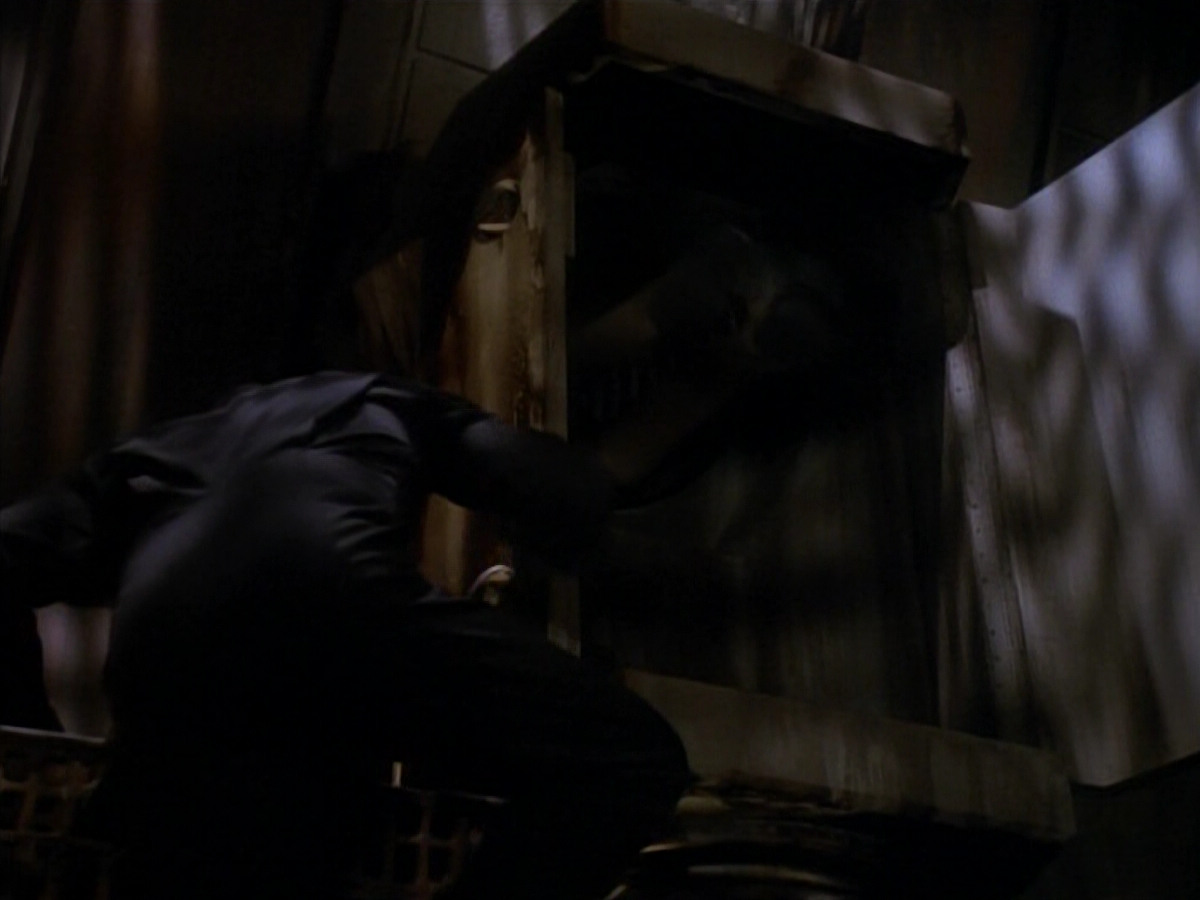 extant_StarTrekDS9_3x07-CivilDefense_00851.jpg
