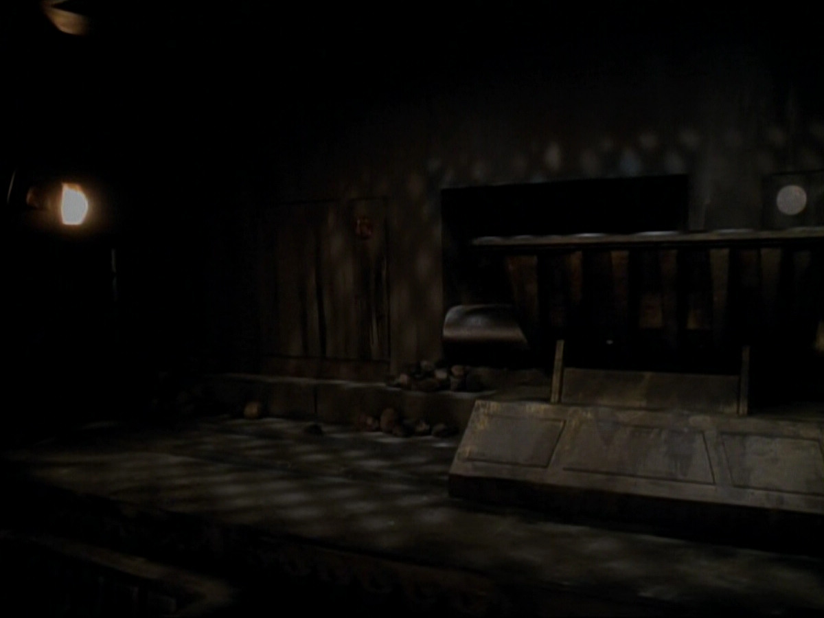 extant_StarTrekDS9_3x07-CivilDefense_00928.jpg