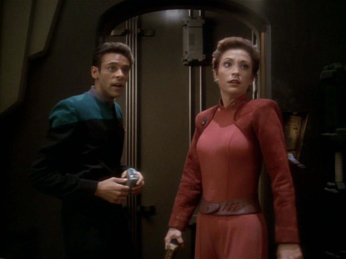 extant_StarTrekDS9_3x07-CivilDefense_01078.jpg