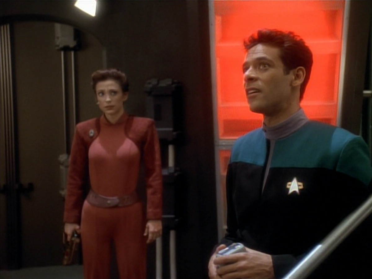 extant_StarTrekDS9_3x07-CivilDefense_01117.jpg