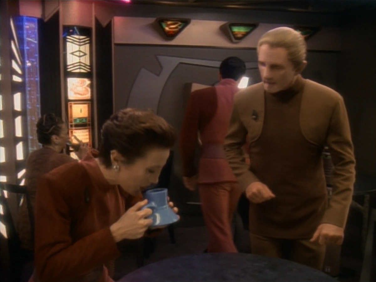 extant_StarTrekDS9_3x08-Meridian_00024.jpg