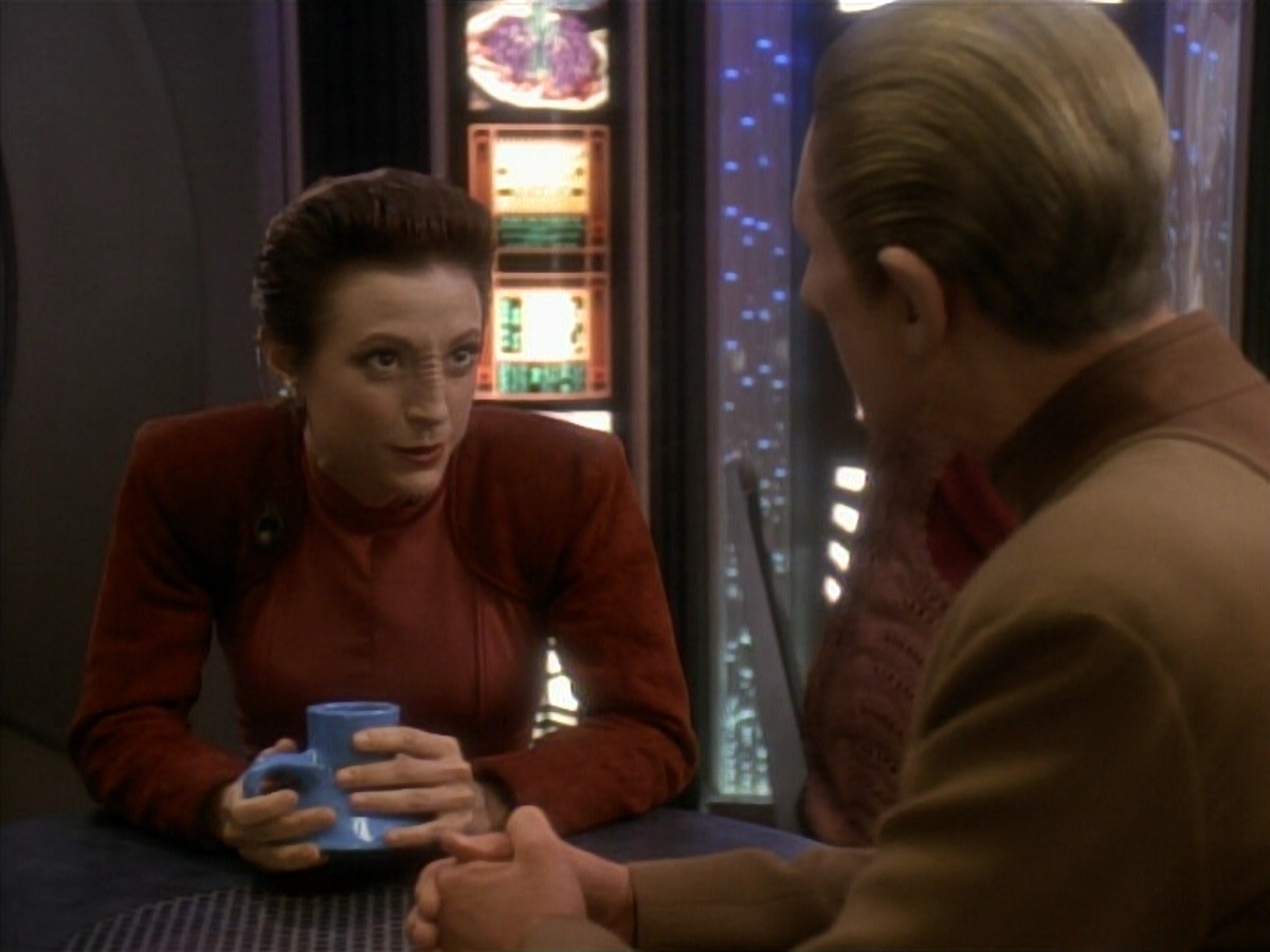 extant_StarTrekDS9_3x08-Meridian_00058.jpg