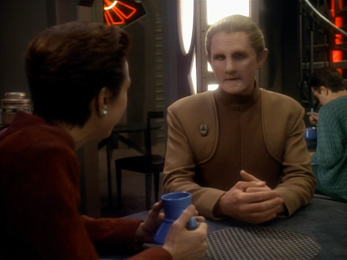 extant_StarTrekDS9_3x08-Meridian_00079.jpg