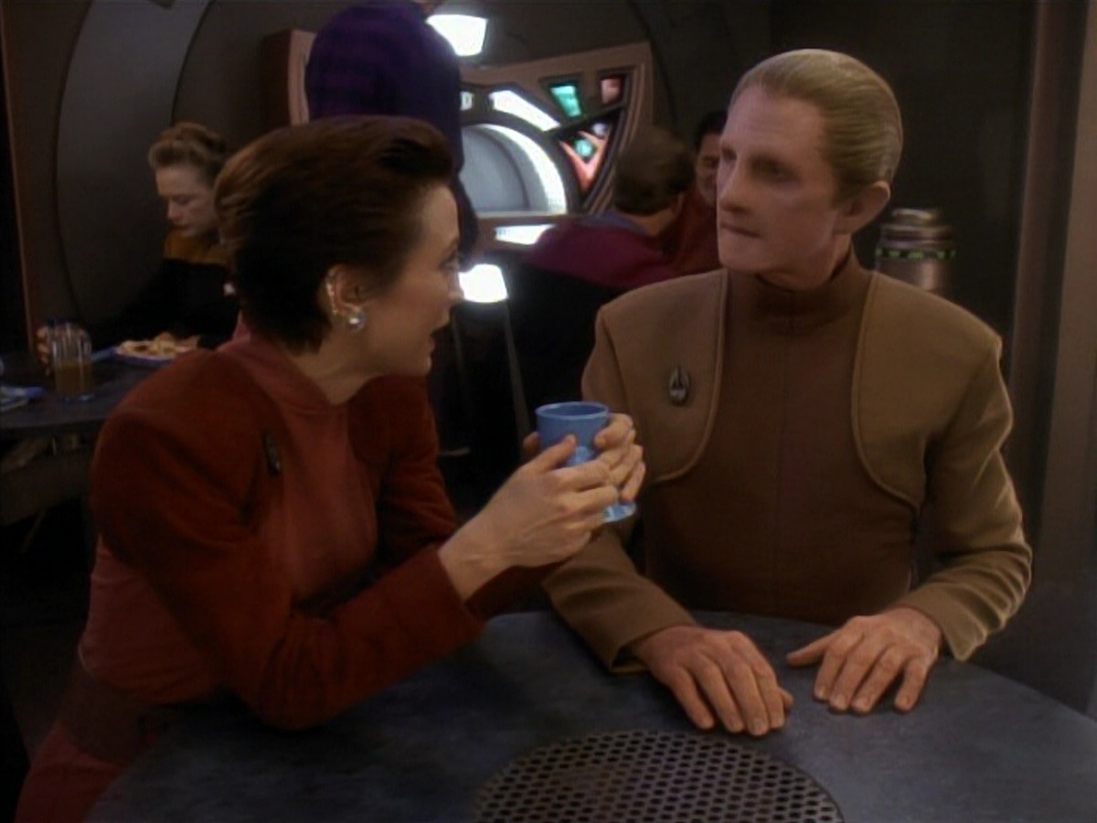 extant_StarTrekDS9_3x08-Meridian_00108.jpg