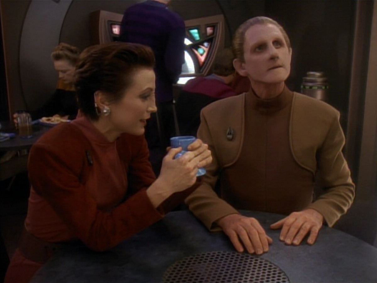 extant_StarTrekDS9_3x08-Meridian_00110.jpg