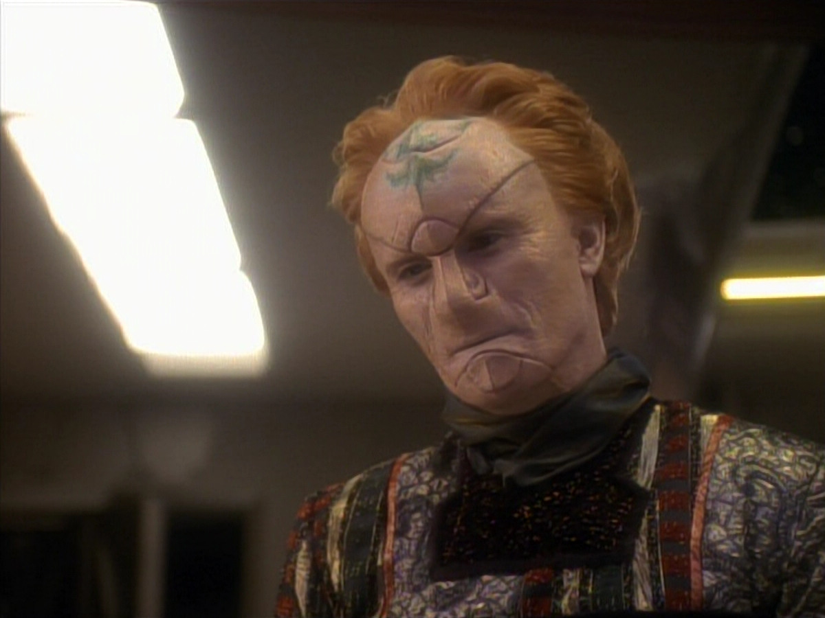extant_StarTrekDS9_3x08-Meridian_00121.jpg