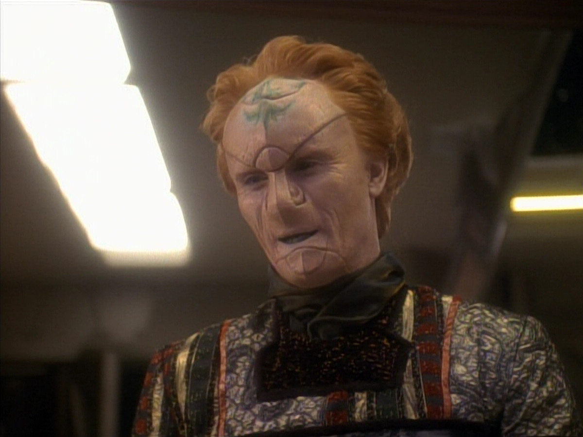 extant_StarTrekDS9_3x08-Meridian_00132.jpg