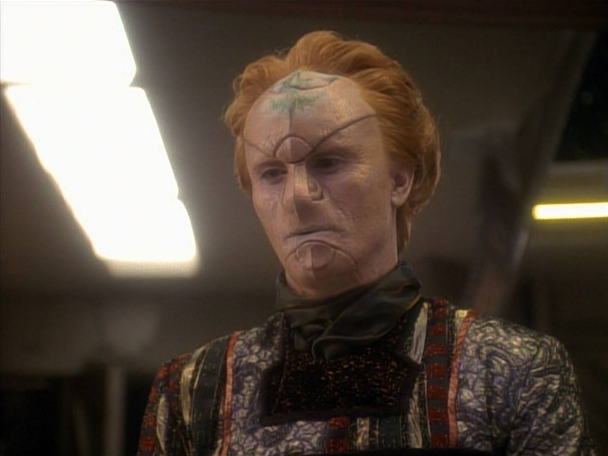 extant_StarTrekDS9_3x08-Meridian_00135.jpg