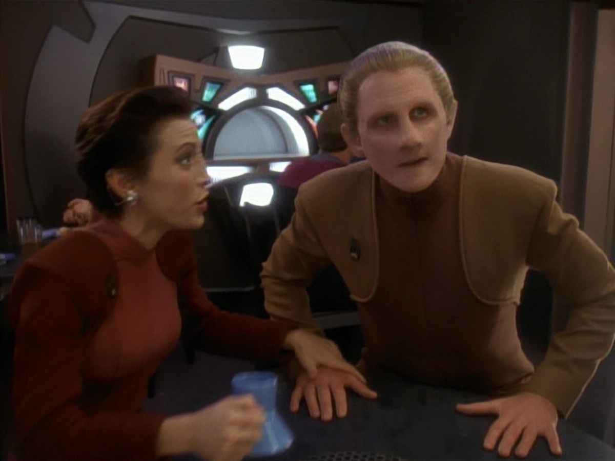 extant_StarTrekDS9_3x08-Meridian_00141.jpg