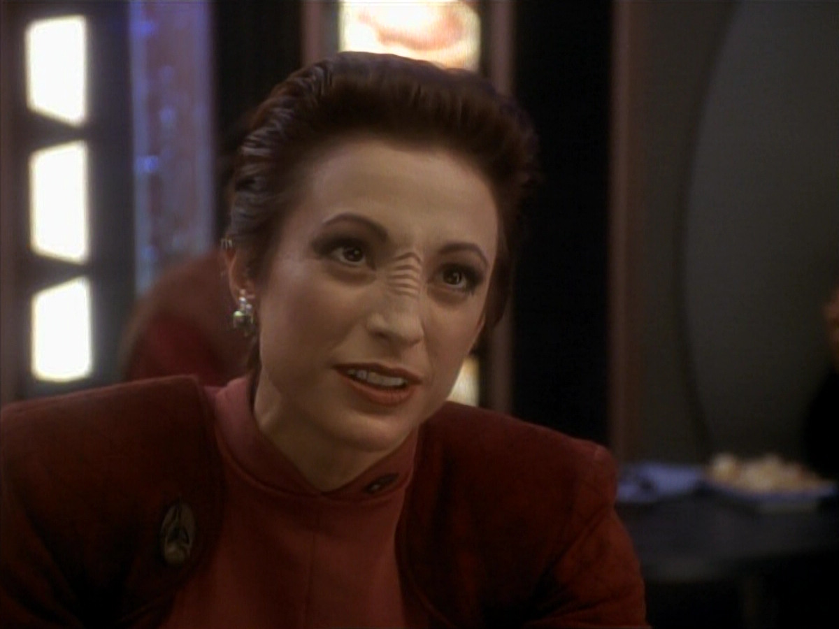 extant_StarTrekDS9_3x08-Meridian_00230.jpg