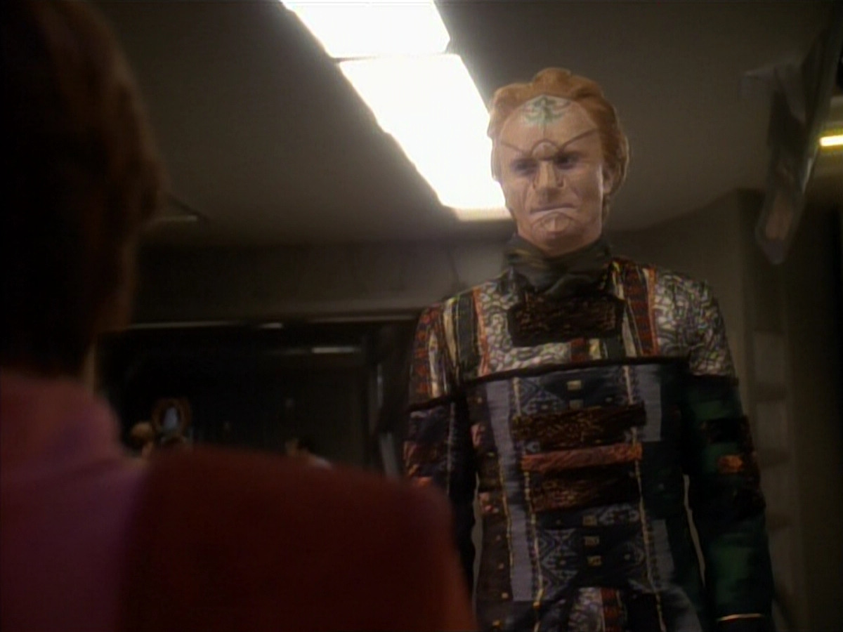 extant_StarTrekDS9_3x08-Meridian_00251.jpg