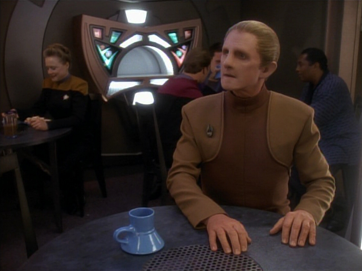 extant_StarTrekDS9_3x08-Meridian_00272.jpg