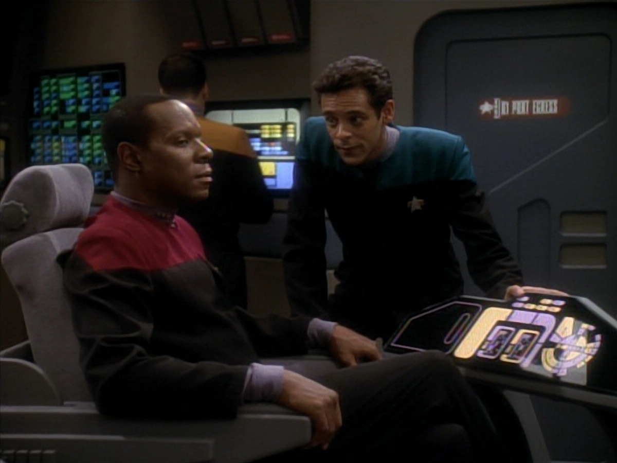 extant_StarTrekDS9_3x08-Meridian_00307.jpg