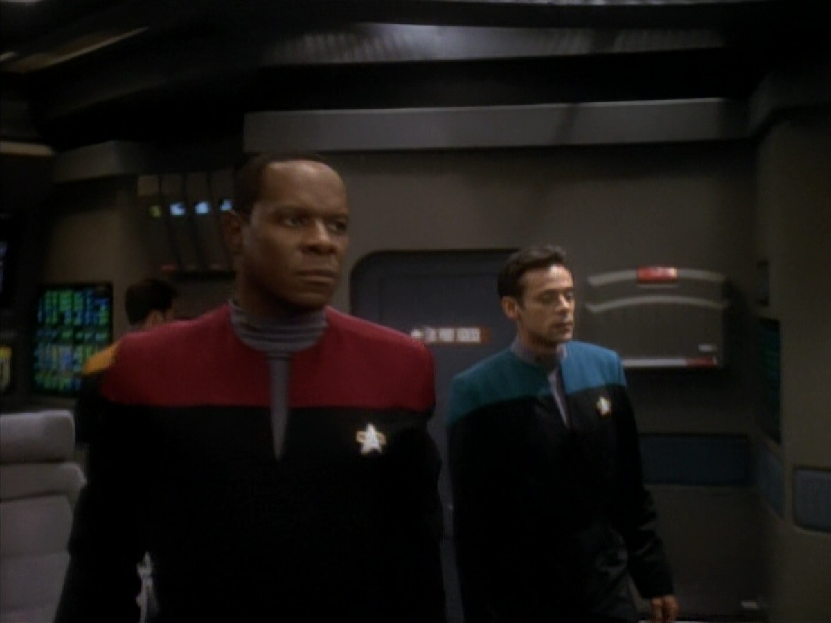 extant_StarTrekDS9_3x08-Meridian_00352.jpg